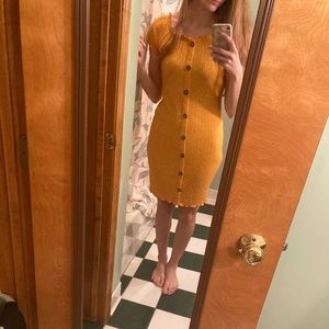 Yellow fitted dress